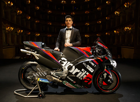 Aprilia Motogp2022 Ipiloti Hero 900X675 Maverick 1