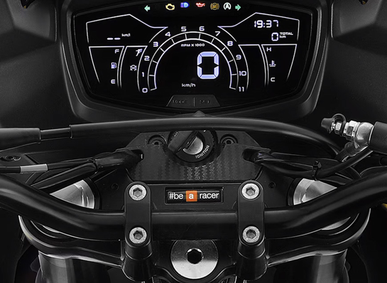 Aprilia Facelift Tuono 125 Close Up 900X675 Disp Copy